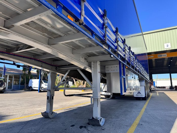 2022 Maxitrans St3 22 Pallet Sd Curtain Sider, R/T Rated