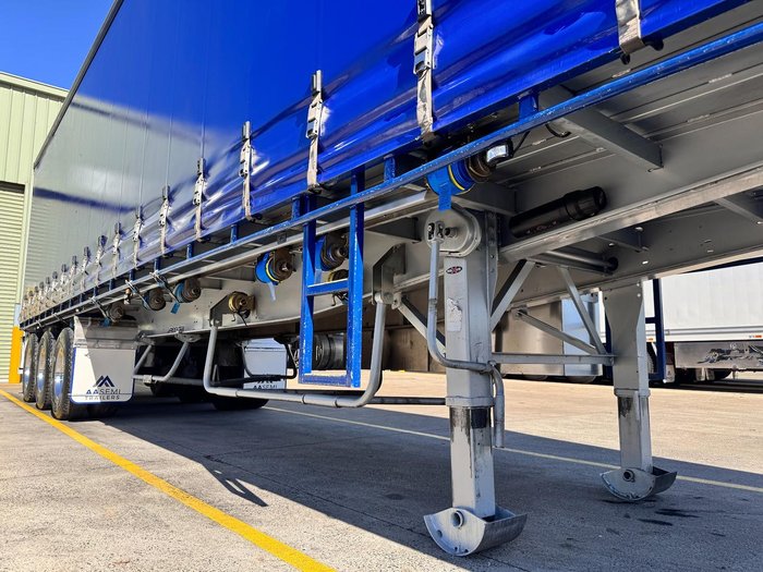 2022 Maxitrans St3 22 Pallet Sd Curtain Sider, R/T Rated