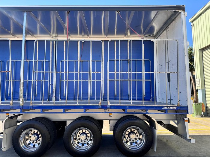2022 Maxitrans St3 22 Pallet Sd Curtain Sider, R/T Rated