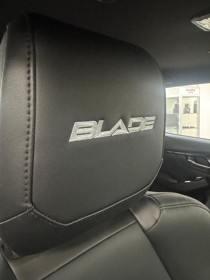 2025 Isuzu D-MAX BLADE MY25.5 4X4 Dual Range Wolfram Grey