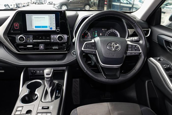 2023 Toyota Kluger GX