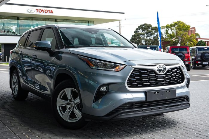2023 Toyota Kluger GX
