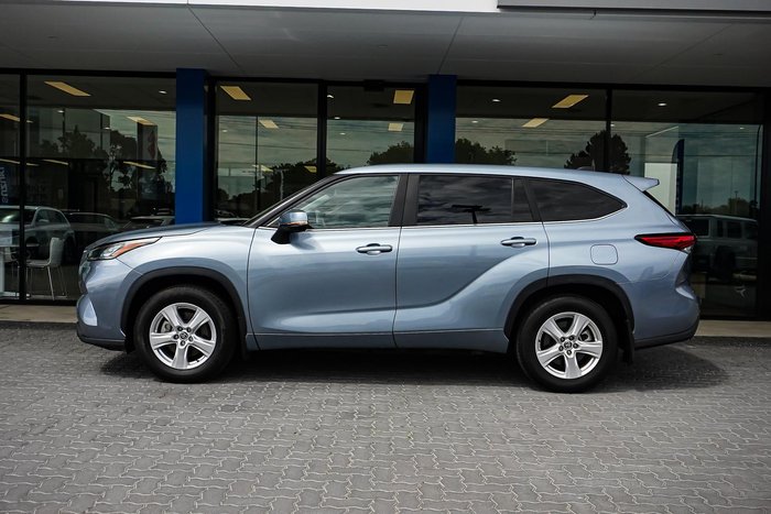 2023 Toyota Kluger GX