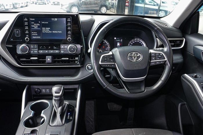 2022 Toyota Kluger GX