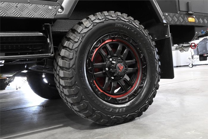 2025 Cub Frontier