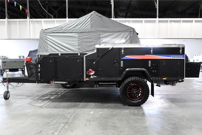 2025 Cub Frontier