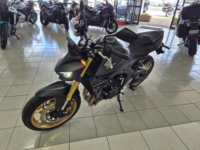 2025 Honda CB1000 Hornet SP CB Black