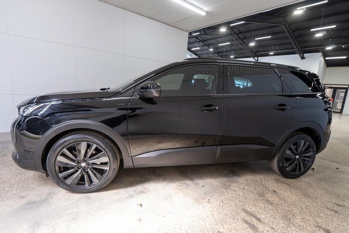 2022 Peugeot 5008 GT Sport