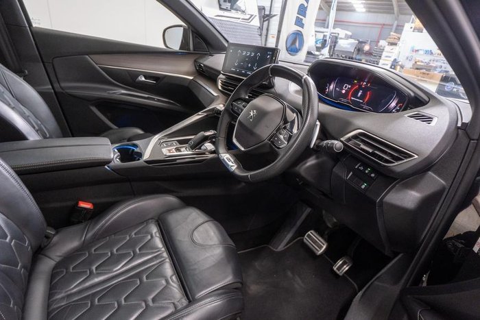 2022 Peugeot 5008 GT Sport