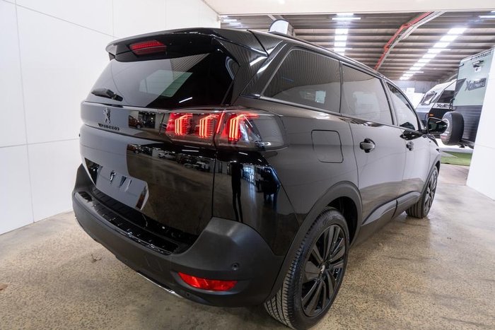 2022 Peugeot 5008 GT Sport