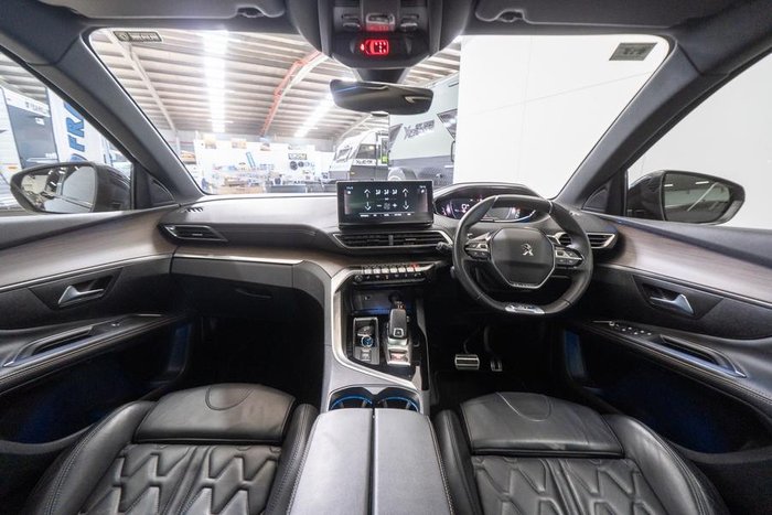 2022 Peugeot 5008 GT Sport