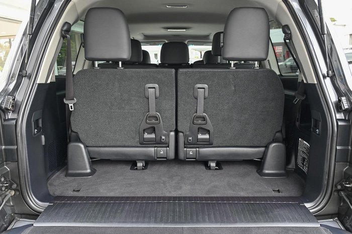 2018 Toyota Landcruiser VX VDJ200R 4X4 Dual Range Graphite