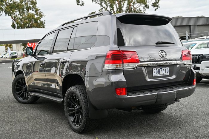2018 Toyota Landcruiser VX VDJ200R 4X4 Dual Range Graphite