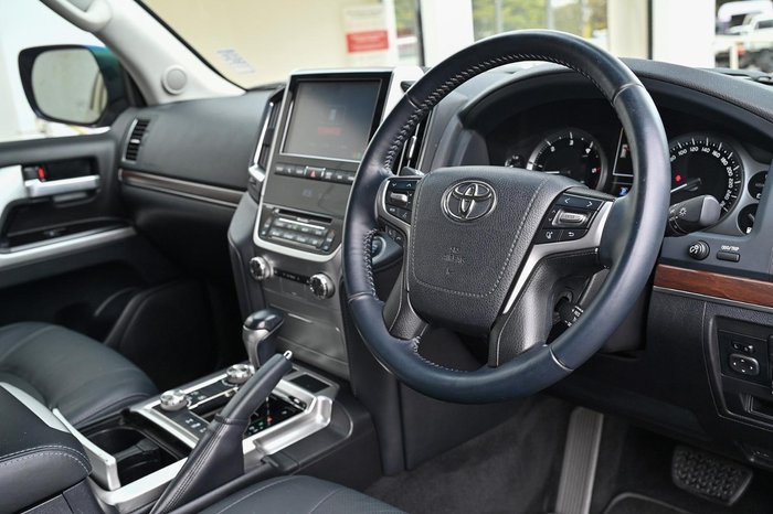 2018 Toyota Landcruiser VX VDJ200R 4X4 Dual Range Graphite