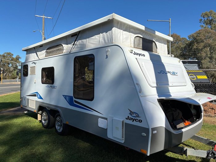 2016 Jayco Journey 17.55-8