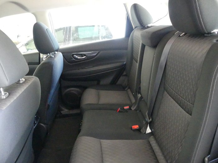 2020 Nissan X-TRAIL ST