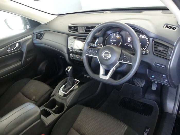 2020 Nissan X-TRAIL ST
