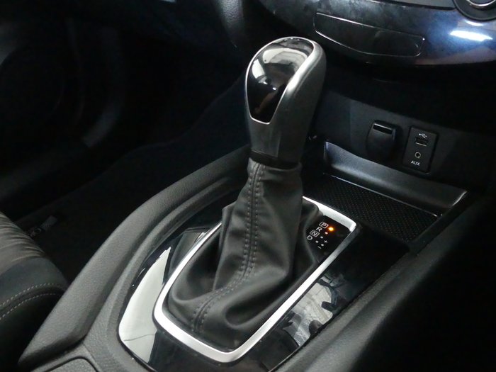 2020 Nissan X-TRAIL ST