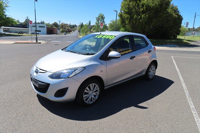 2010 Mazda 2 Neo