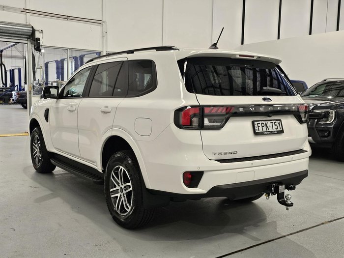 2025 Ford Everest Trend