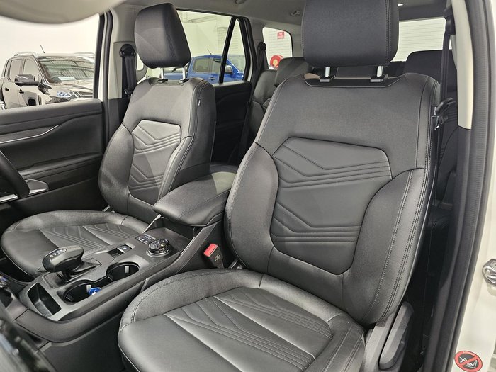 2025 Ford Everest Trend