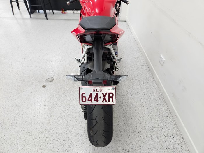 2023 DUCATI PANIGALE V2 Red