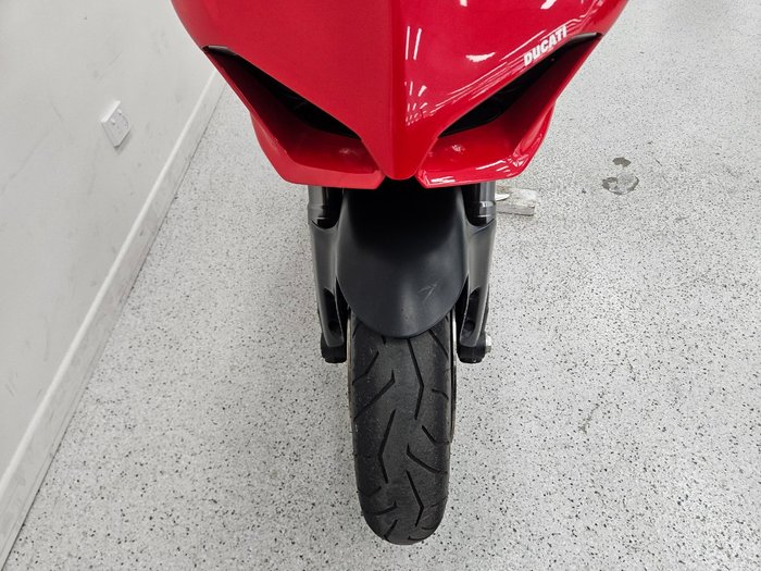 2023 DUCATI PANIGALE V2 Red
