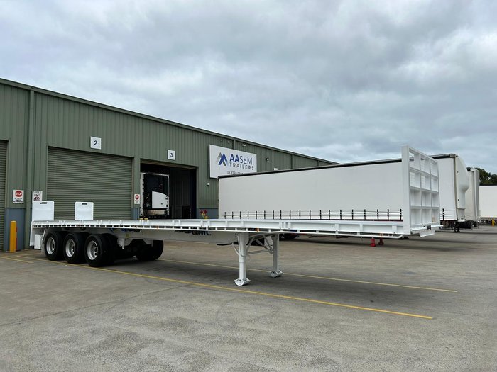 2015 CIMC 13.7M 22 Pallet Semi,