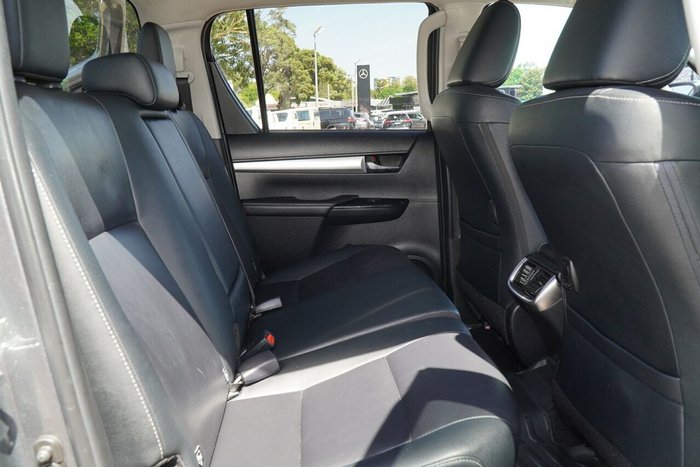 2018 Toyota Hilux SR5