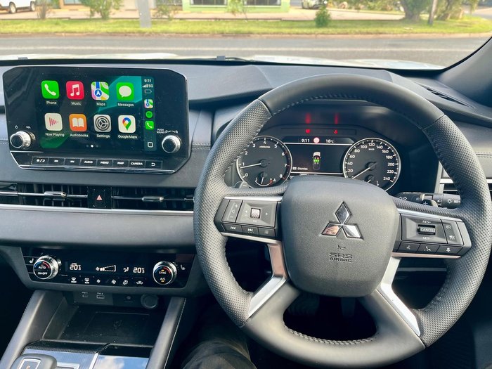 2024 Mitsubishi Outlander Black Edition