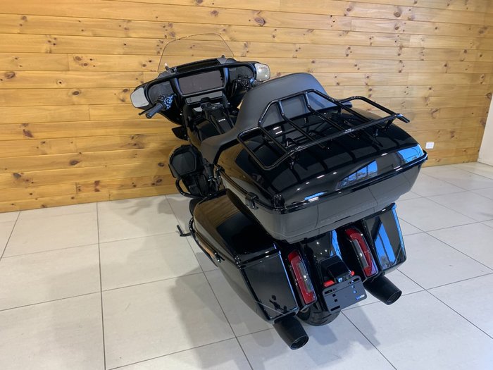 2025 Harley-davidson FLHXU STREET GLIDE ULTRA (117) Vivid Black
