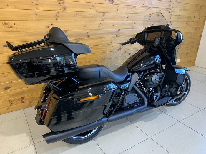 2025 Harley-davidson FLHXU STREET GLIDE ULTRA (117) Vivid Black