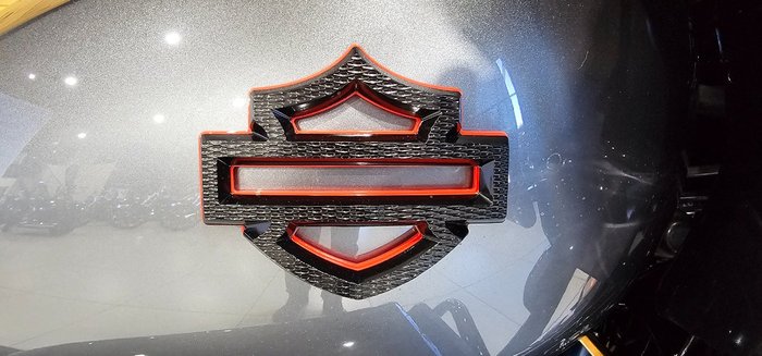 2025 Harley-davidson FLTRXSE CVO ROAD GLIDE (121) RAVEN FADE