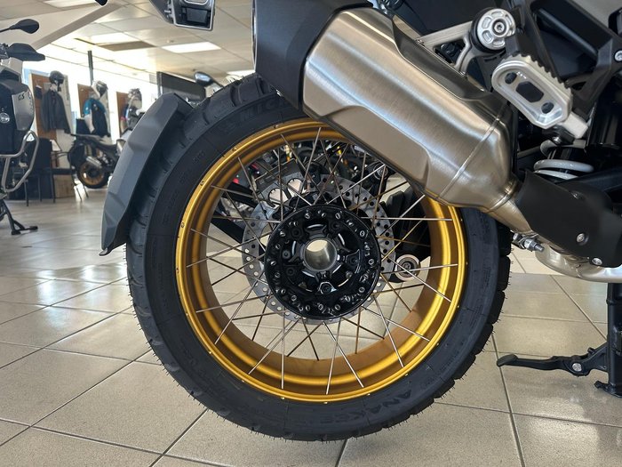 2025 BMW R 1300 GS Adventure Option 719 R 1300 Green