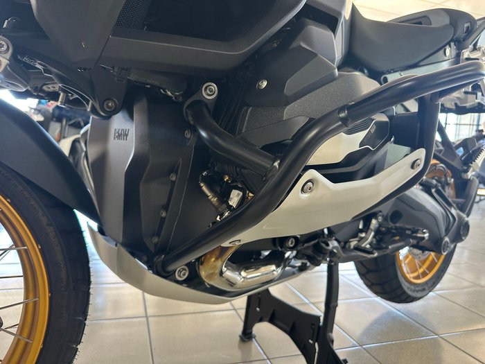2025 BMW R 1300 GS Adventure Option 719 R 1300 Green