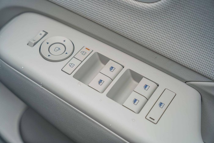 2025 Hyundai Kona Premium