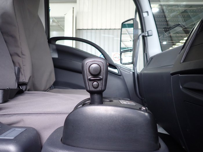 2023 ISUZU FRR 110-240