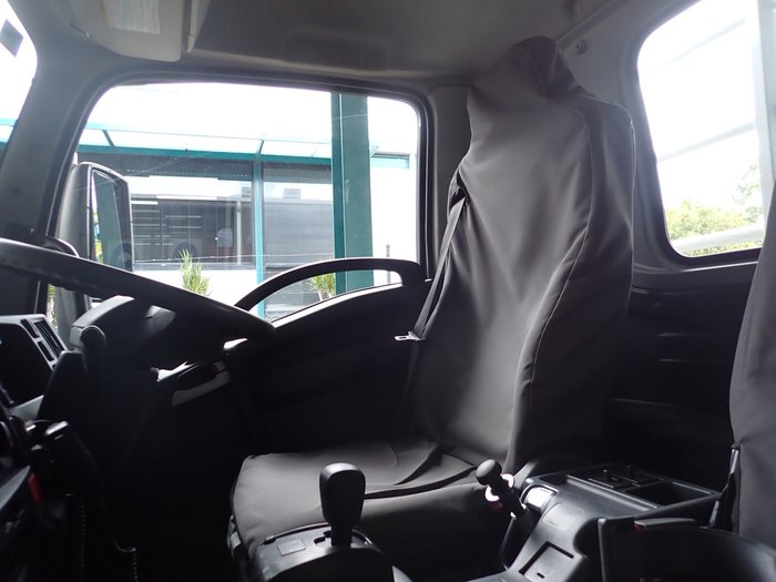 2023 ISUZU FRR 110-240