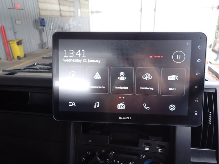 2023 ISUZU FRR 110-240