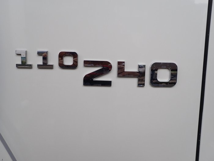 2023 ISUZU FRR 110-240