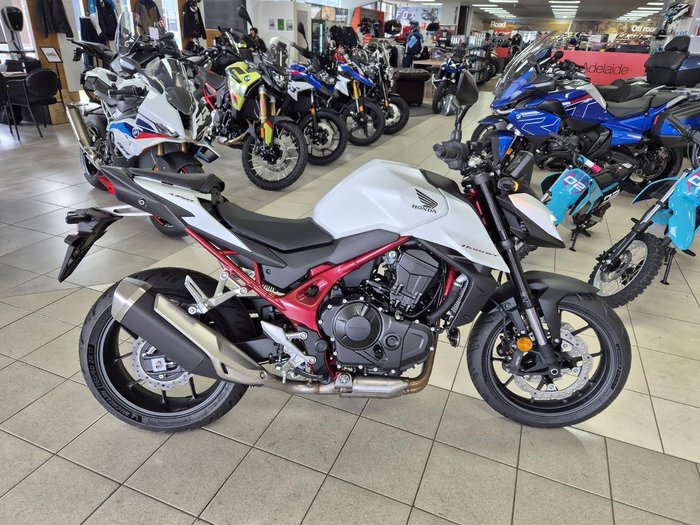 2025 Honda CB750 Hornet CB White