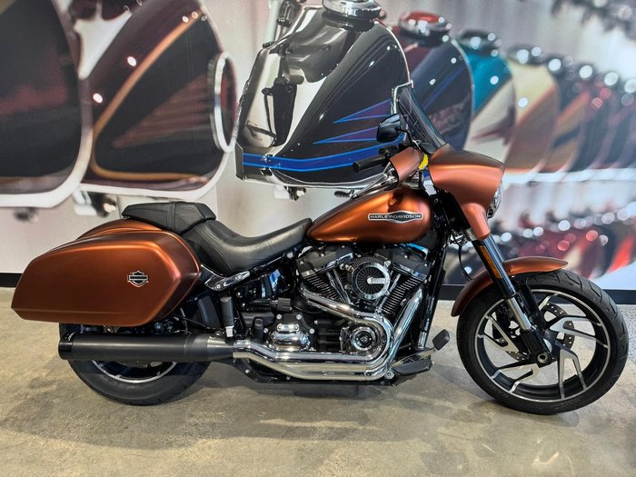 2020 Harley-Davidson Sport Glide 107 (FLSB) Softail Orange