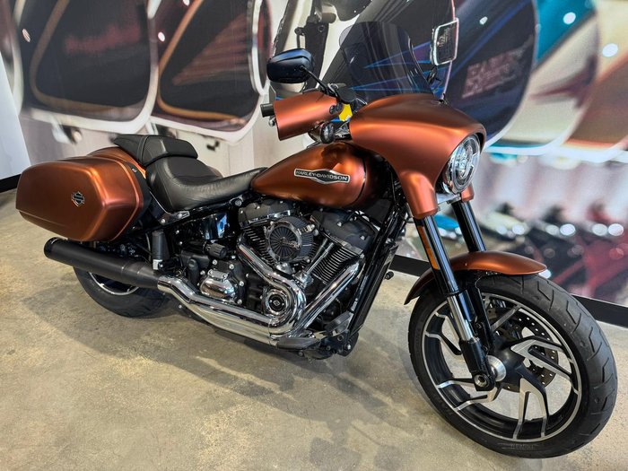 2020 Harley-Davidson Sport Glide 107 (FLSB) Softail Orange