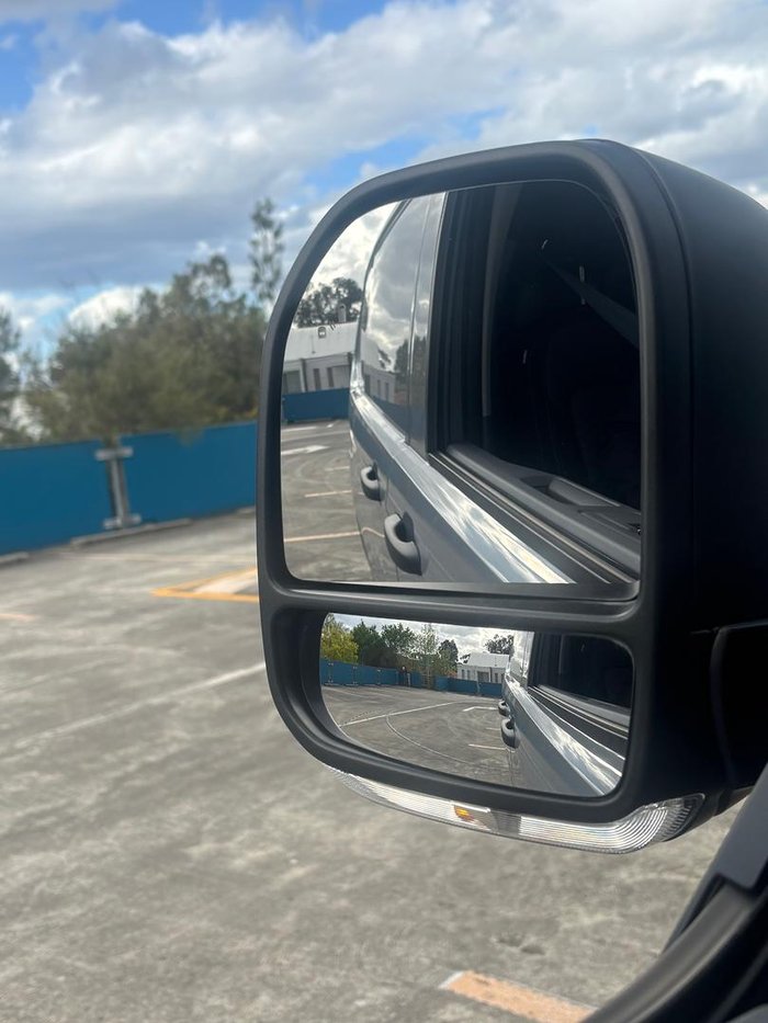 2025 Volkswagen Transporter TDI 125kW