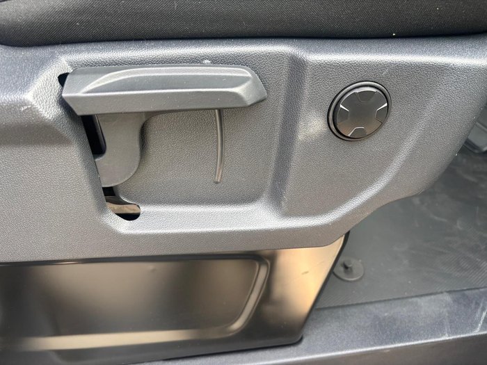 2025 Volkswagen Transporter TDI 125kW