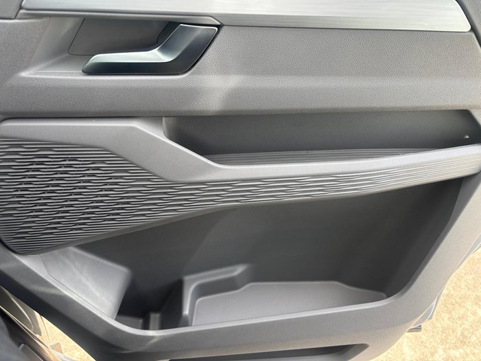 2025 Volkswagen Transporter TDI 125kW