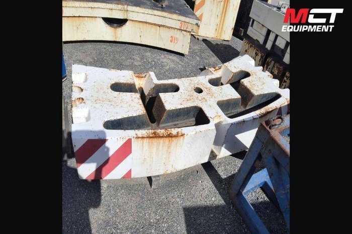 2010 DEMAG AC100 4L