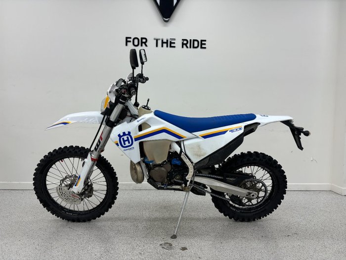 2023 HUSQVARNA TE300i White