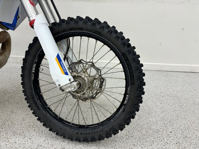 2023 HUSQVARNA TE300i White
