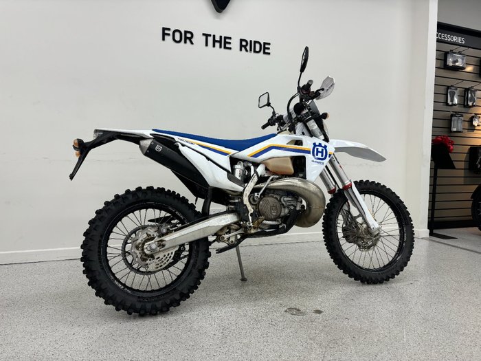 2023 HUSQVARNA TE300i White